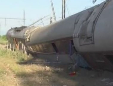 Οι πρώτες πρωινές εικόνες από την τραγωδία στο Άδενδρο (βίντεο)